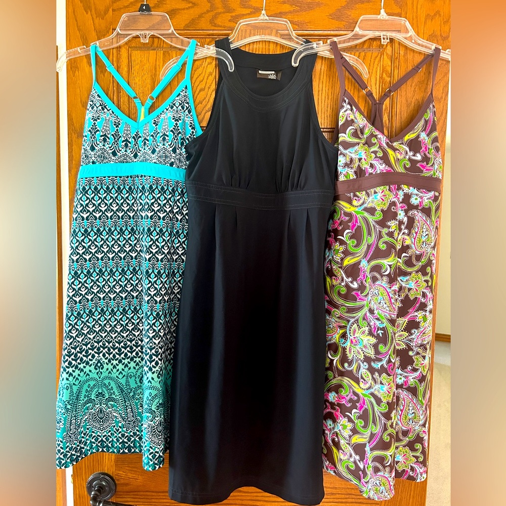 Athleta Shorebreak & Voyager athleisure dresses set of 3 size small and 2.